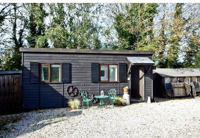 The Cabin At Hillhead Farm St Columb Major Exterior photo